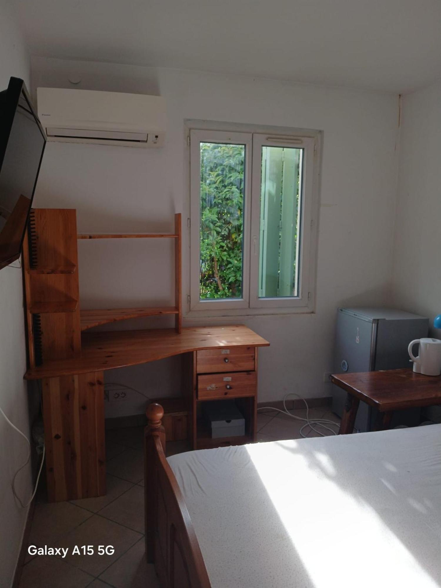 Chambre A Louer Marseille Bagian luar foto